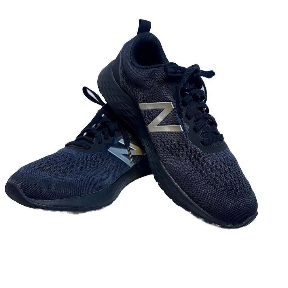 New Balance Women's Fresh Foam Arishi v3 Running Shoes - Black/Silver 8.5